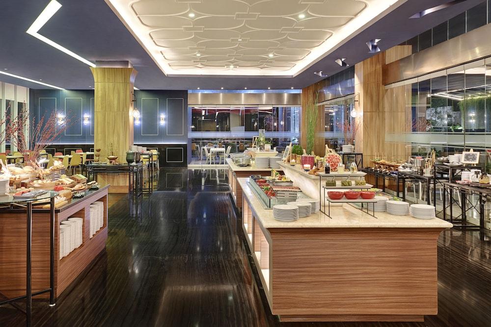 内克札万隆苏普拉曼美居酒店 外观 照片